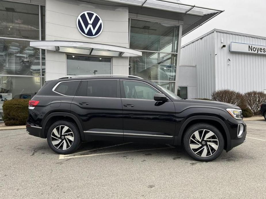 new 2024 Volkswagen Atlas car, priced at $43,201