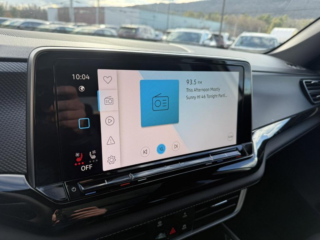 new 2026 Volkswagen Atlas Cross Sport car, priced at $51,217