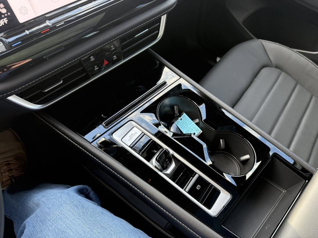 new 2026 Volkswagen Atlas Cross Sport car, priced at $51,217