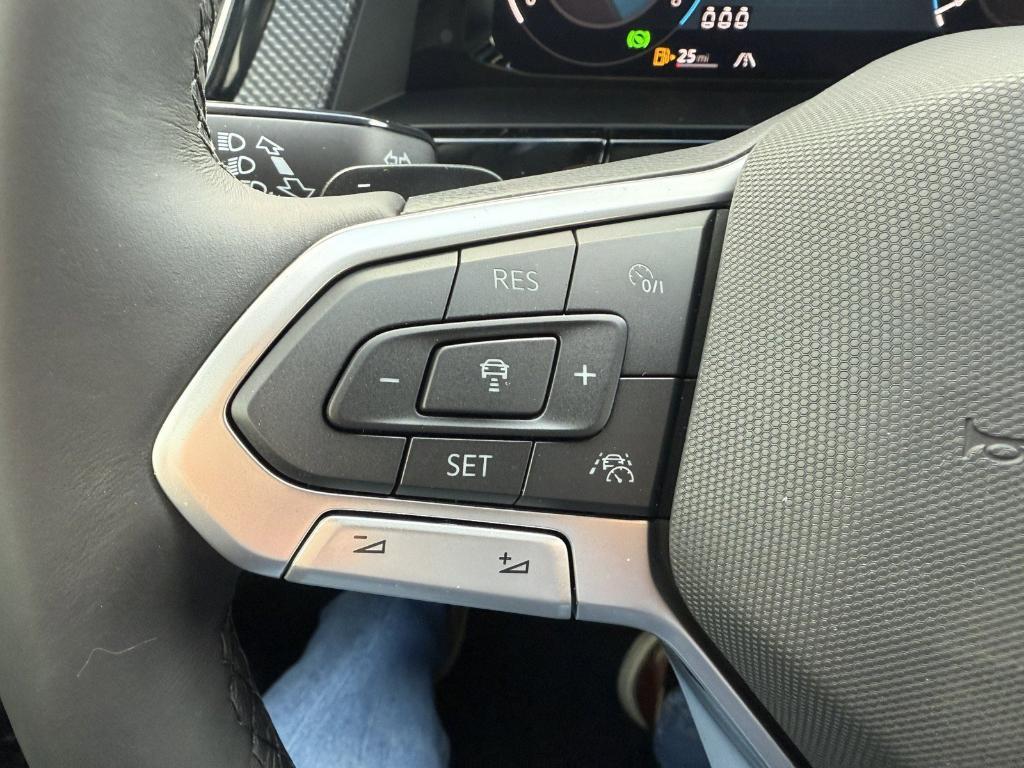 new 2026 Volkswagen Atlas Cross Sport car, priced at $51,217