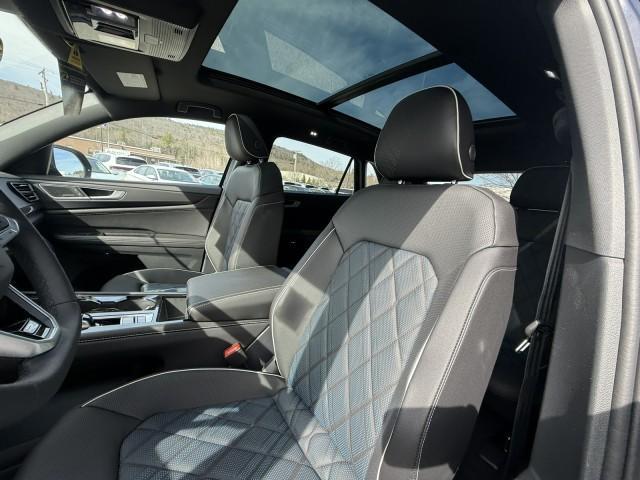 new 2025 Volkswagen Atlas Cross Sport car, priced at $52,831