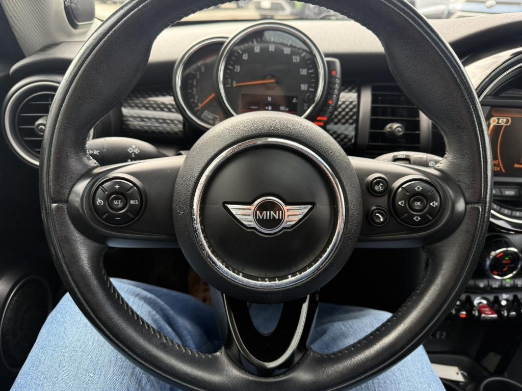 used 2015 MINI Hardtop car, priced at $11,995