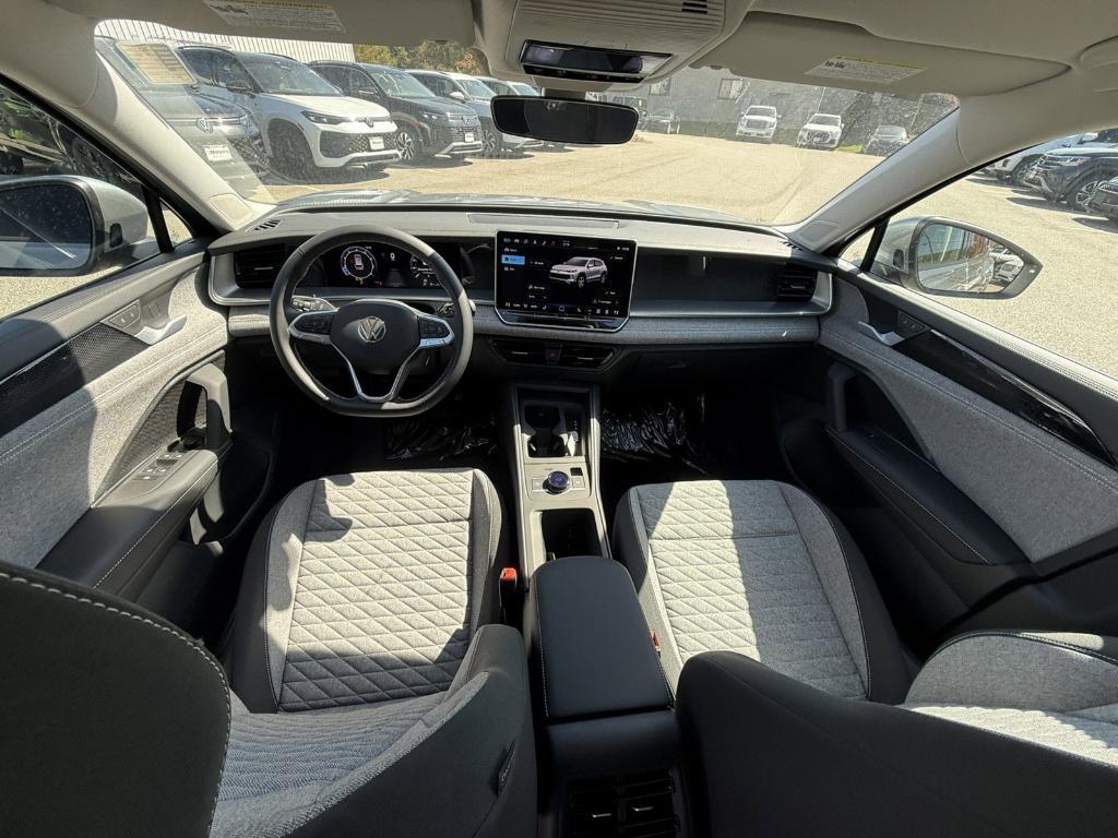 new 2025 Volkswagen Tiguan car, priced at $31,110