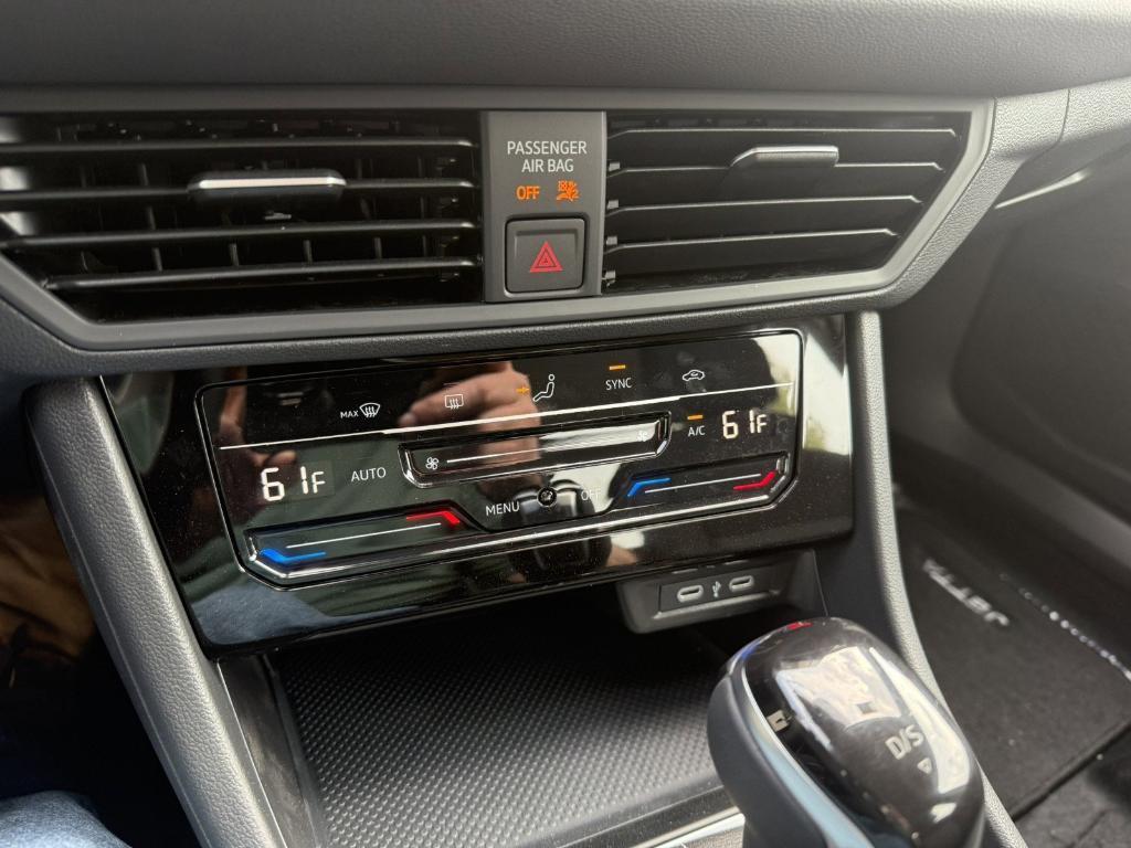 new 2025 Volkswagen Jetta car, priced at $22,417