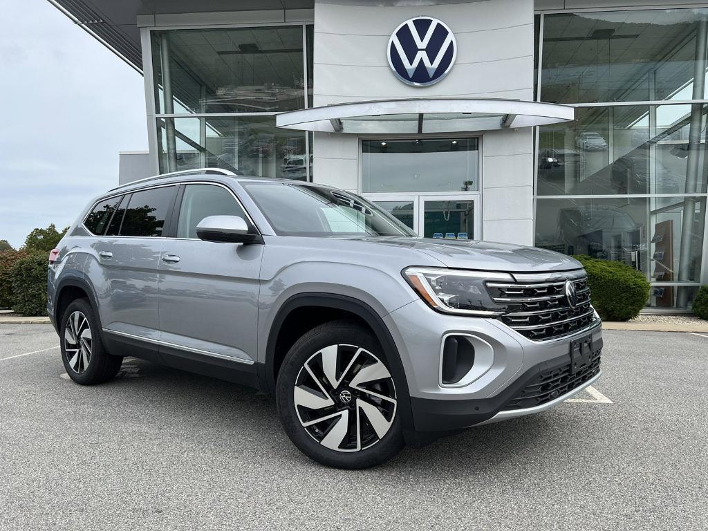 used 2024 Volkswagen Atlas car, priced at $42,995