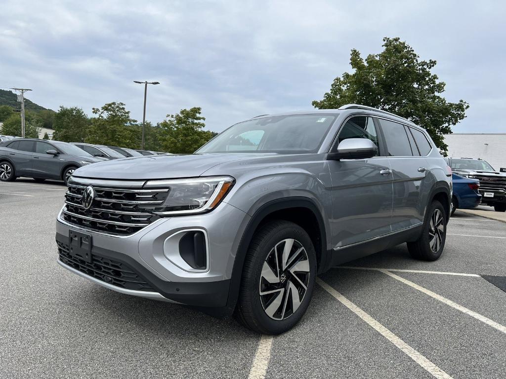 used 2024 Volkswagen Atlas car, priced at $42,995