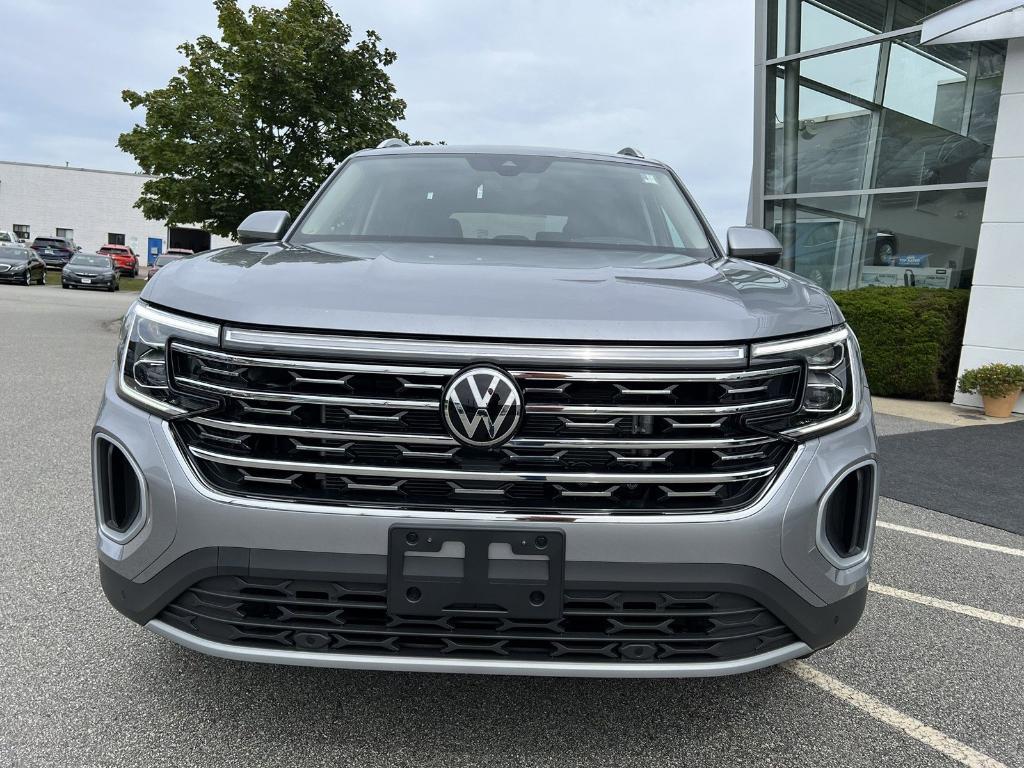 used 2024 Volkswagen Atlas car, priced at $42,995