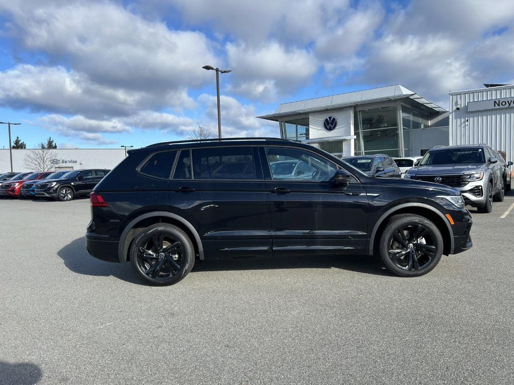 new 2024 Volkswagen Tiguan car, priced at $34,064