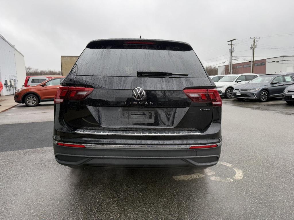 new 2024 Volkswagen Tiguan car, priced at $31,756