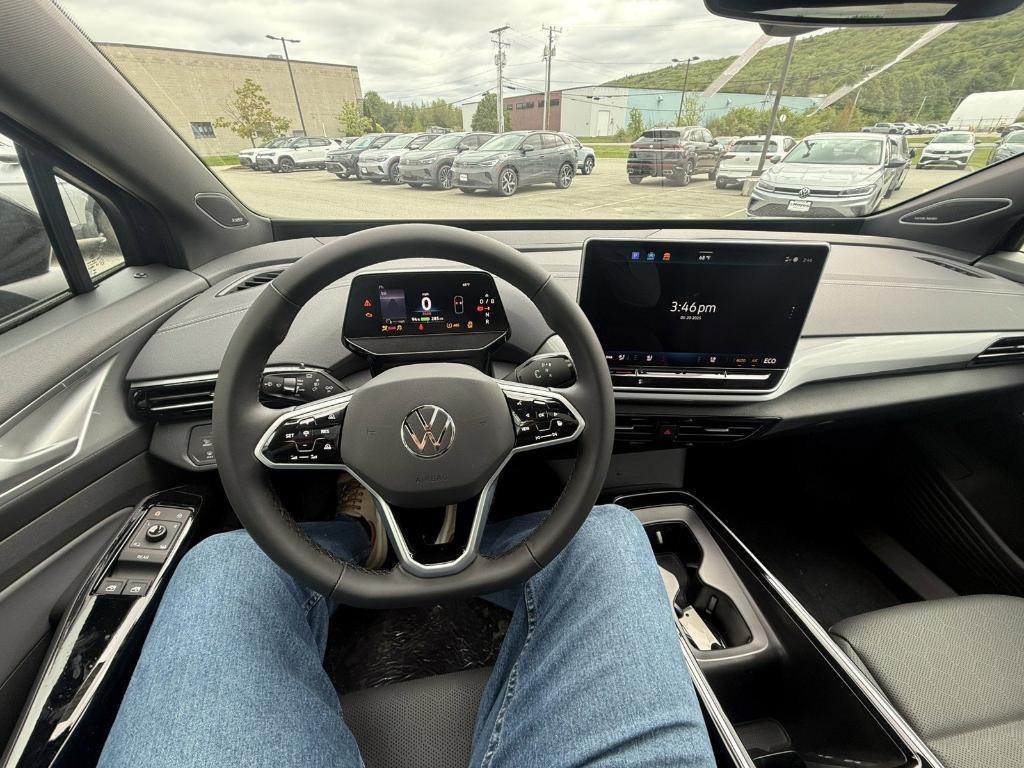 new 2025 Volkswagen ID.4 car, priced at $52,516