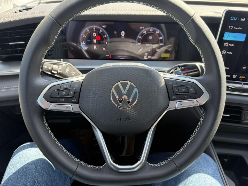 new 2025 Volkswagen Tiguan car, priced at $35,732