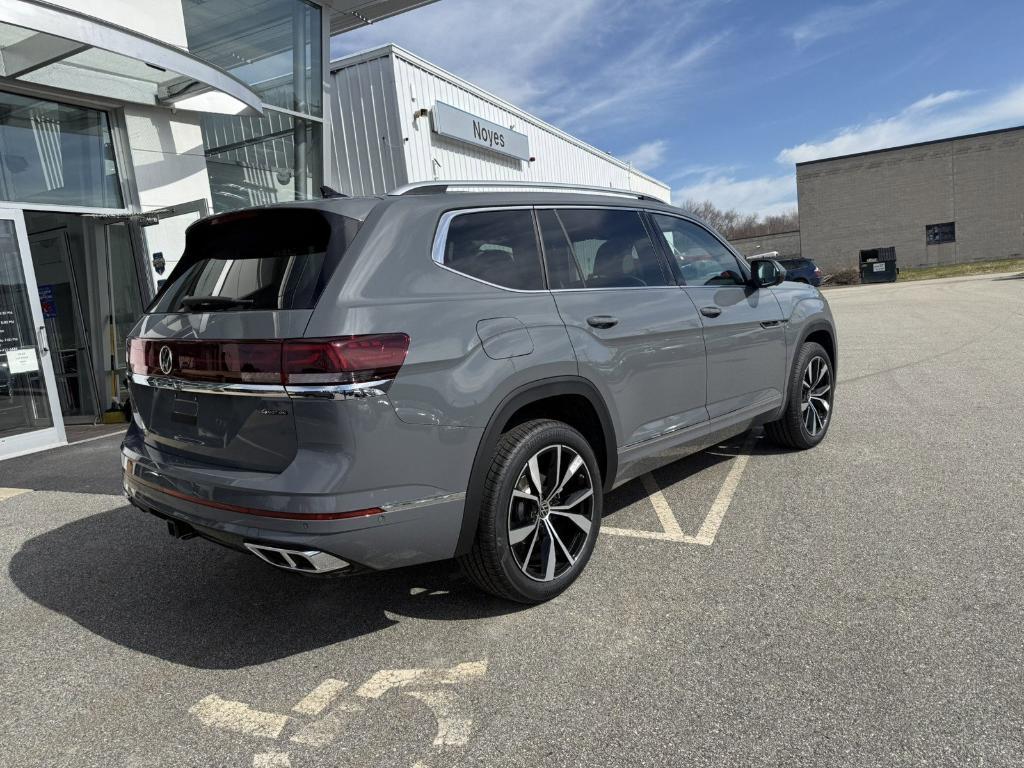 new 2025 Volkswagen Atlas car, priced at $52,991
