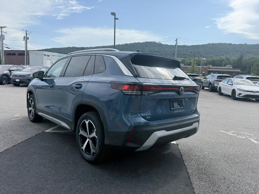 new 2025 Volkswagen Tiguan car, priced at $35,805