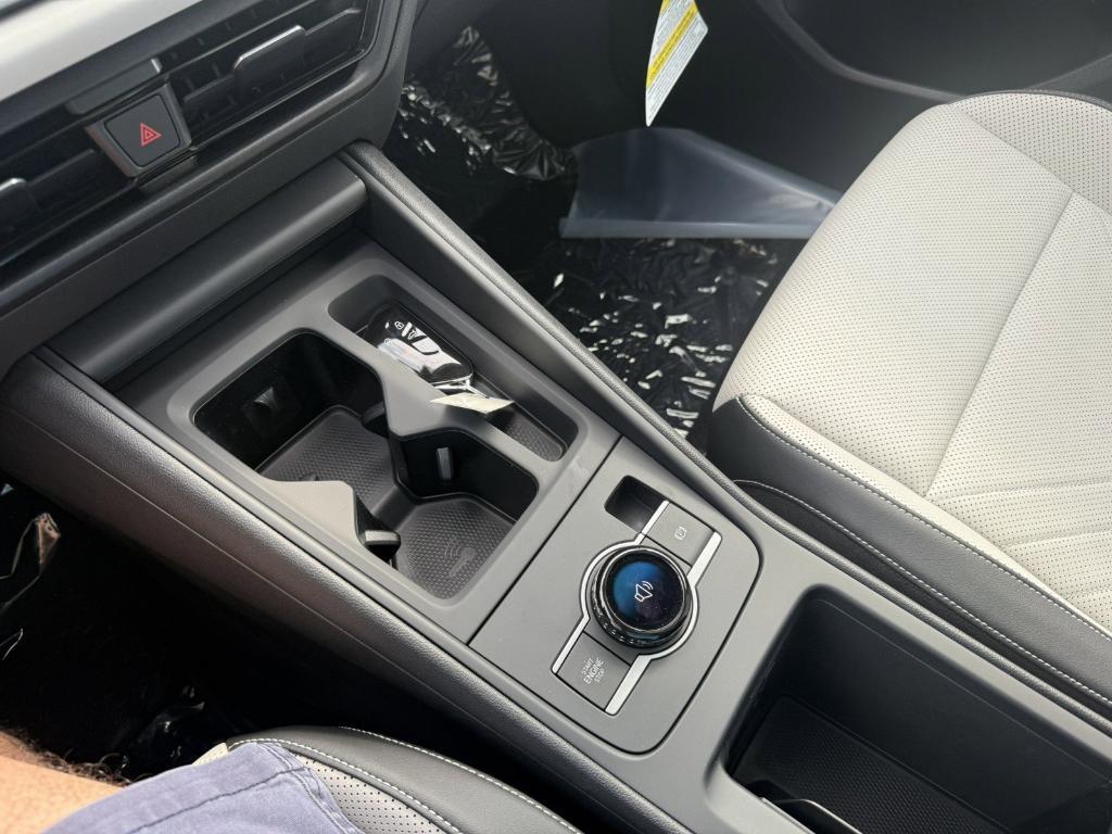 new 2025 Volkswagen Tiguan car, priced at $35,805