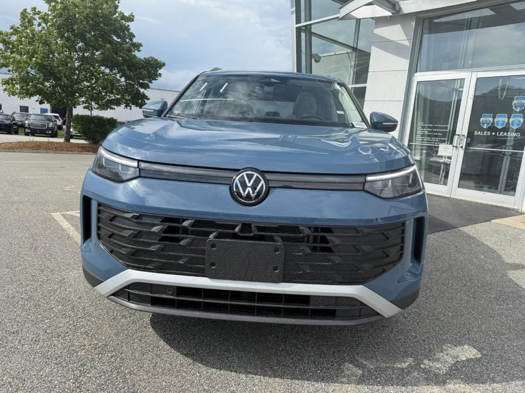 new 2025 Volkswagen Tiguan car, priced at $35,805