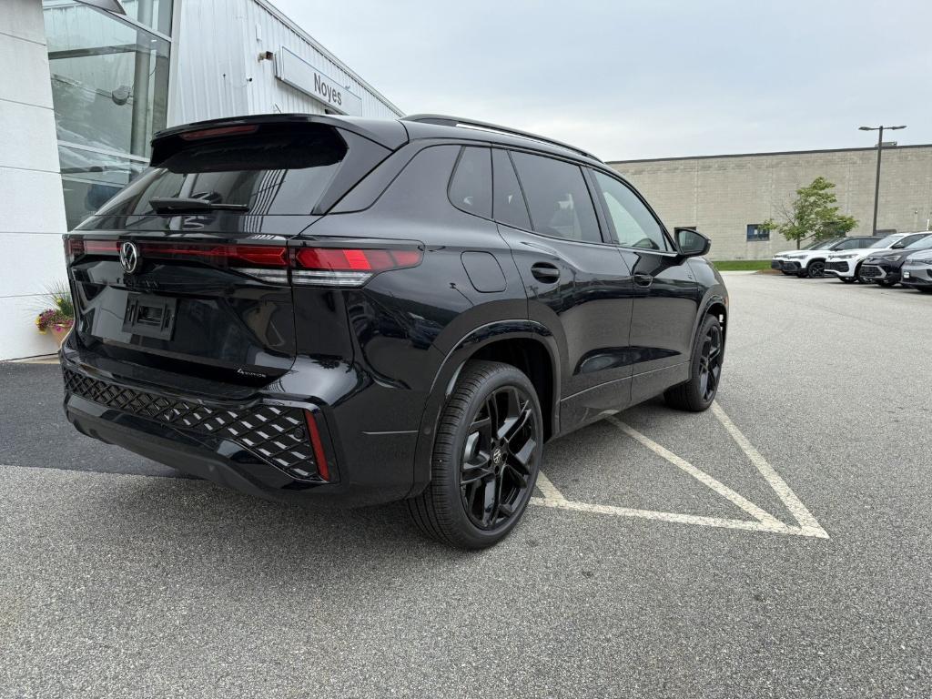 new 2025 Volkswagen Tiguan car, priced at $38,036