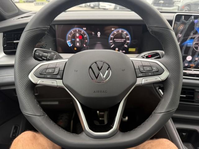 new 2025 Volkswagen Tiguan car, priced at $37,698