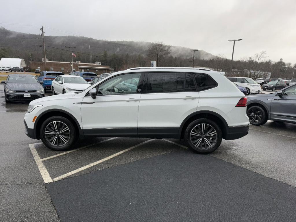 new 2024 Volkswagen Tiguan car, priced at $31,756