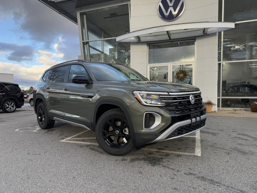 new 2025 Volkswagen Atlas car, priced at $45,851