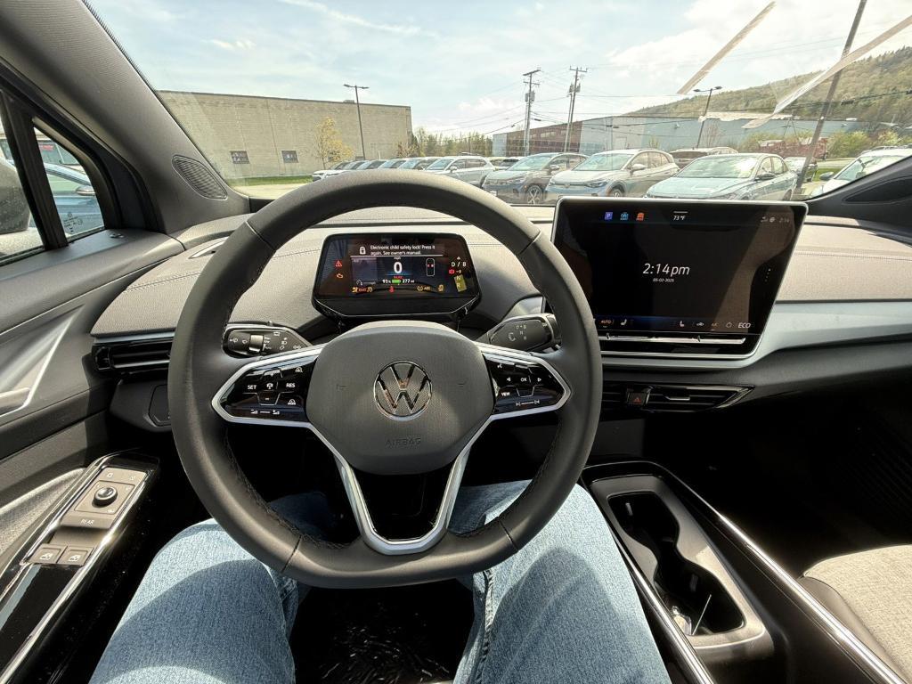 new 2025 Volkswagen ID.4 car, priced at $44,216