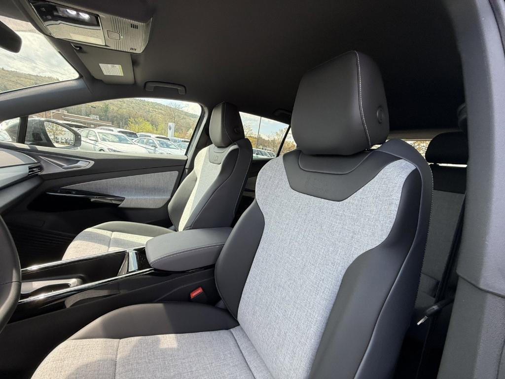 new 2025 Volkswagen ID.4 car, priced at $44,216