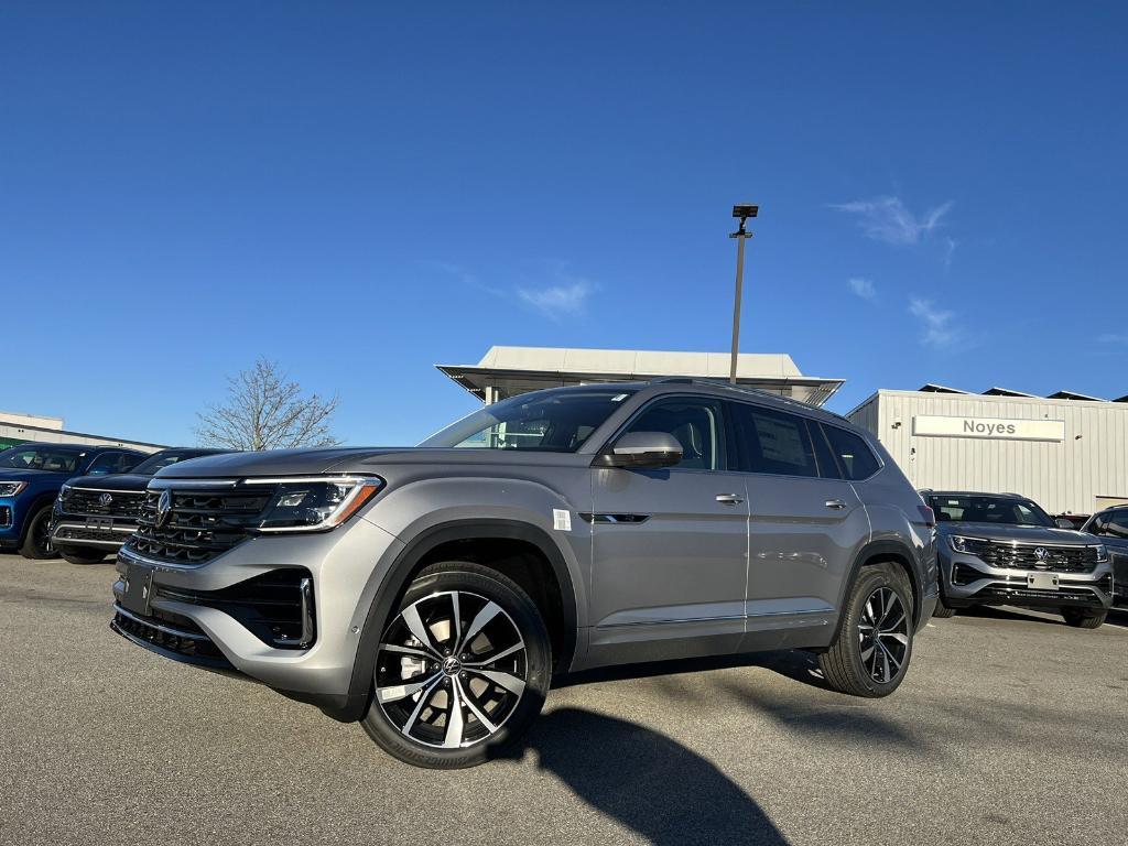 new 2025 Volkswagen Atlas car, priced at $52,306