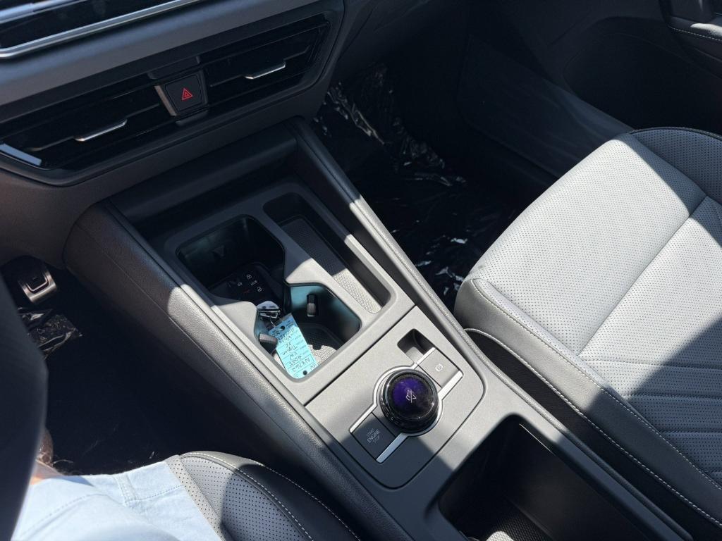 new 2025 Volkswagen Tiguan car, priced at $38,258