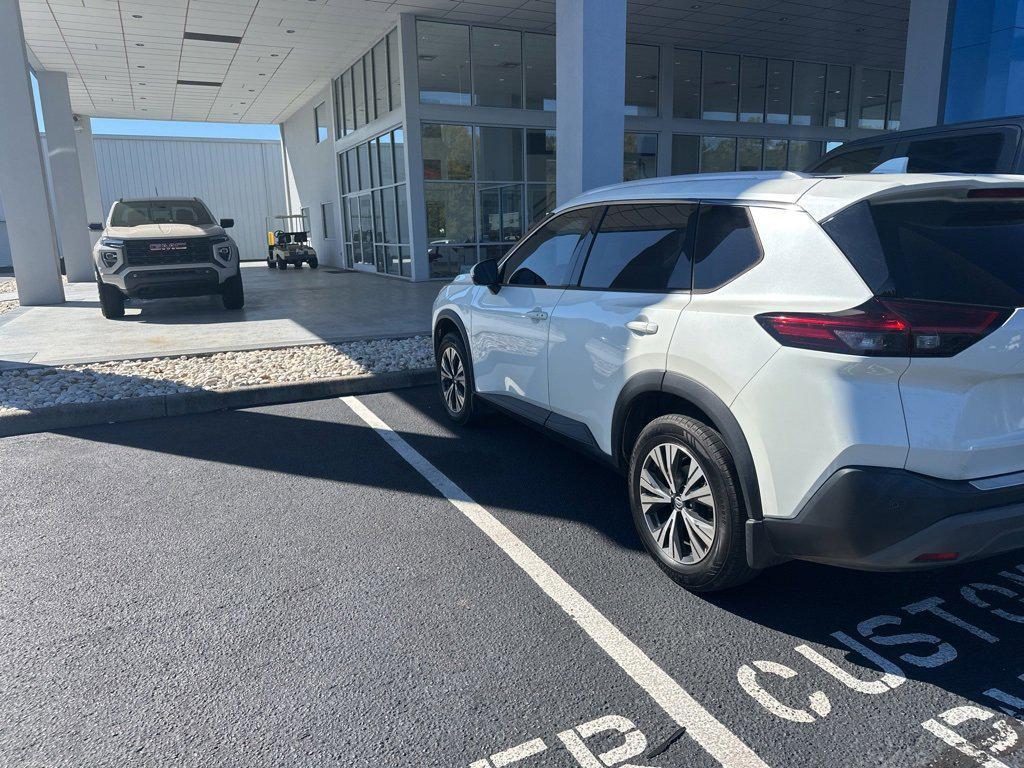 used 2021 Nissan Rogue car, priced at $14,990