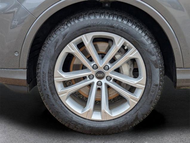 used 2025 Audi Q7 car, priced at $63,500