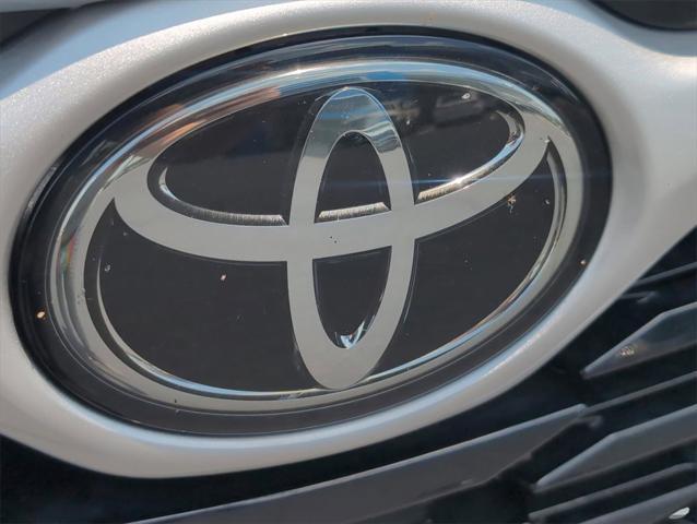 used 2021 Toyota Highlander car, priced at $32,990