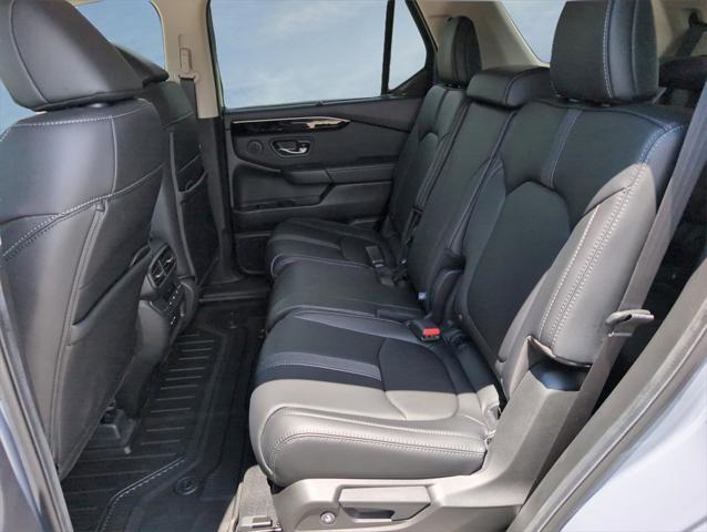 used 2025 Honda Pilot car, priced at $46,990