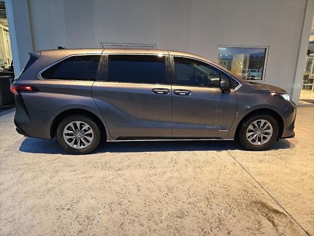 used 2021 Toyota Sienna car, priced at $27,500
