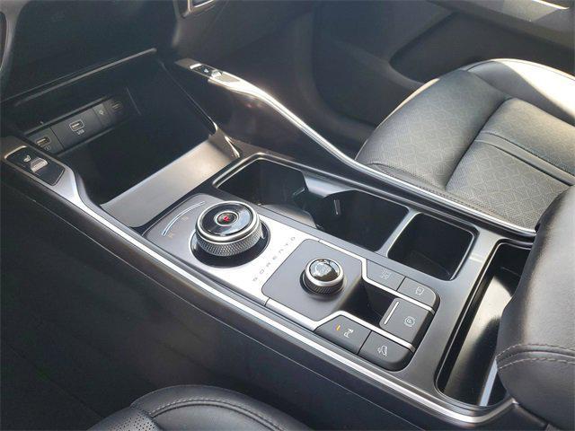 used 2023 Kia Sorento Hybrid car, priced at $27,390