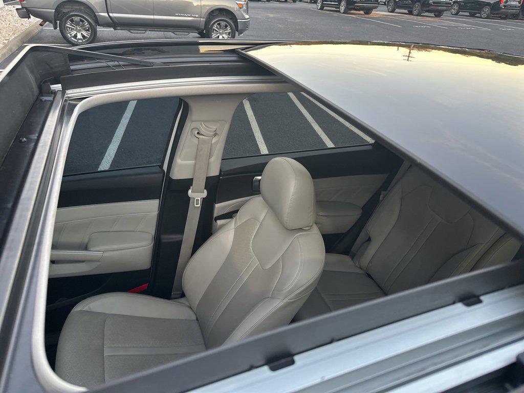 used 2022 Kia Sorento car, priced at $24,990