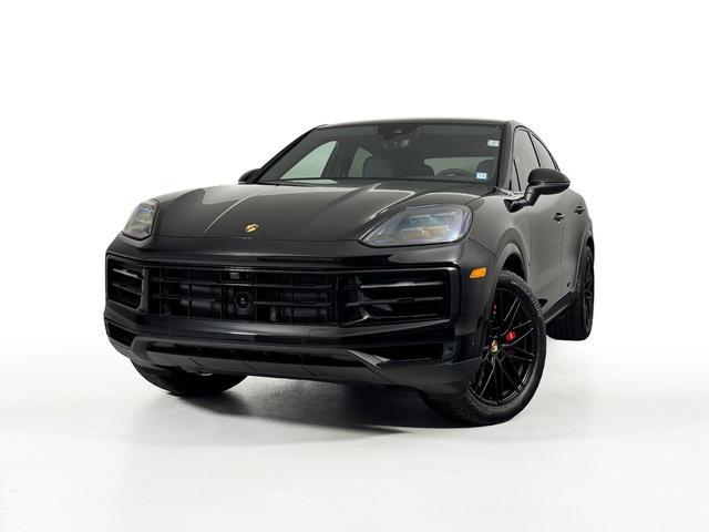 new 2025 Porsche Cayenne car, priced at $122,615