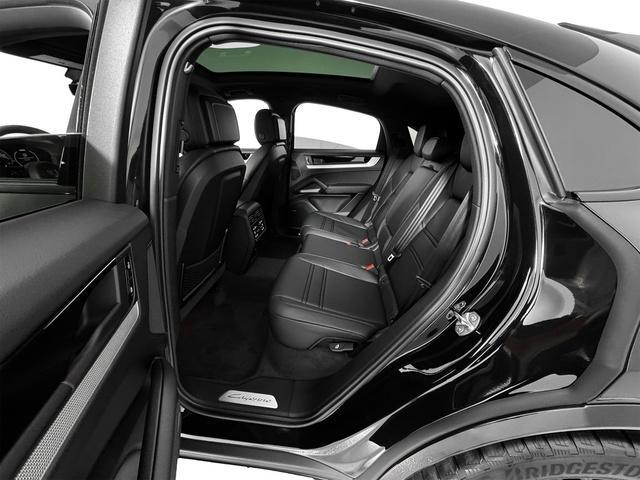 new 2025 Porsche Cayenne car, priced at $122,615