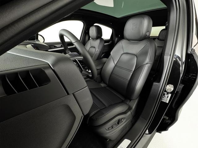 new 2025 Porsche Cayenne car, priced at $122,615