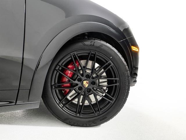 new 2025 Porsche Cayenne car, priced at $139,615