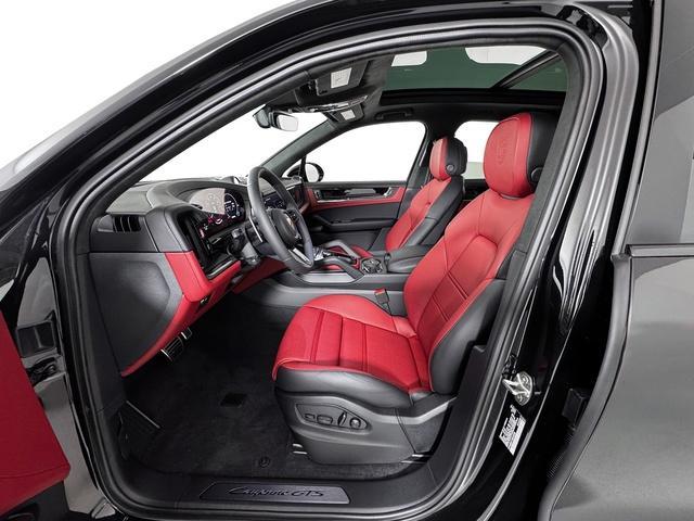new 2025 Porsche Cayenne car, priced at $139,615