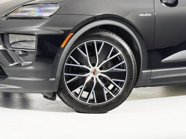 new 2024 Porsche Macan car, priced at $86,590