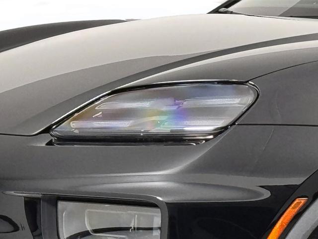 new 2024 Porsche Macan car, priced at $86,590