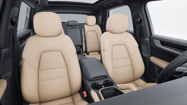 new 2025 Porsche Cayenne car, priced at $95,785