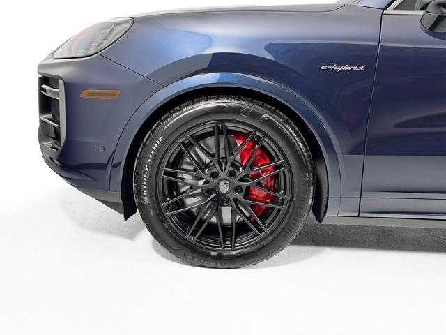 new 2025 Porsche Cayenne car, priced at $175,225