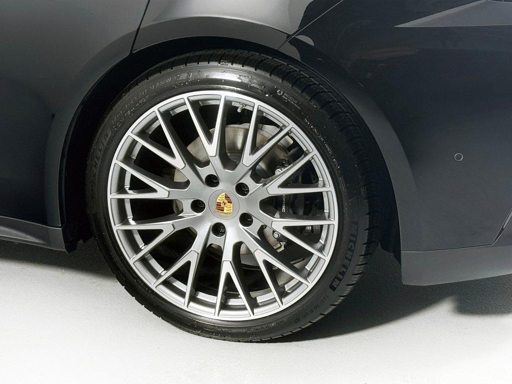 used 2025 Porsche Panamera car, priced at $114,900