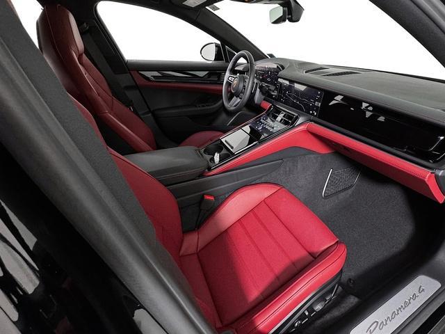 new 2025 Porsche Panamera car, priced at $125,885