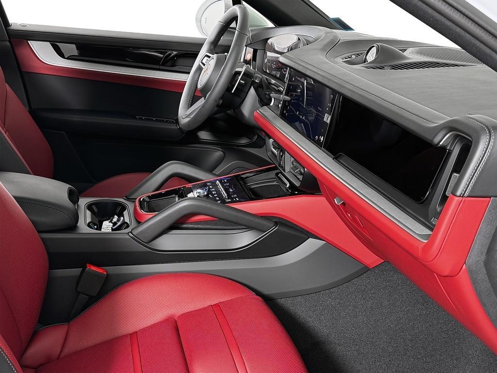 new 2025 Porsche Cayenne car, priced at $126,325