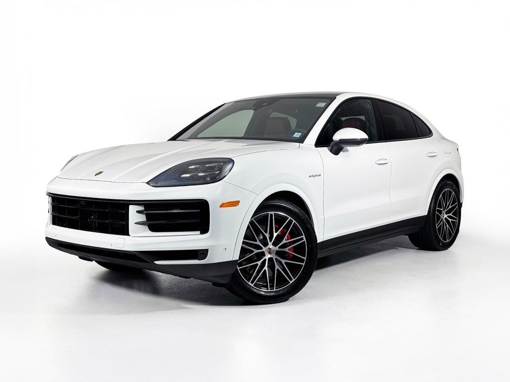 new 2025 Porsche Cayenne car, priced at $126,325
