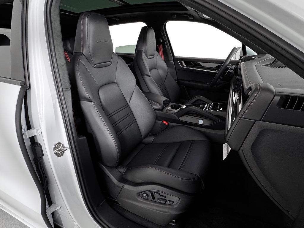 new 2025 Porsche Cayenne car, priced at $171,695