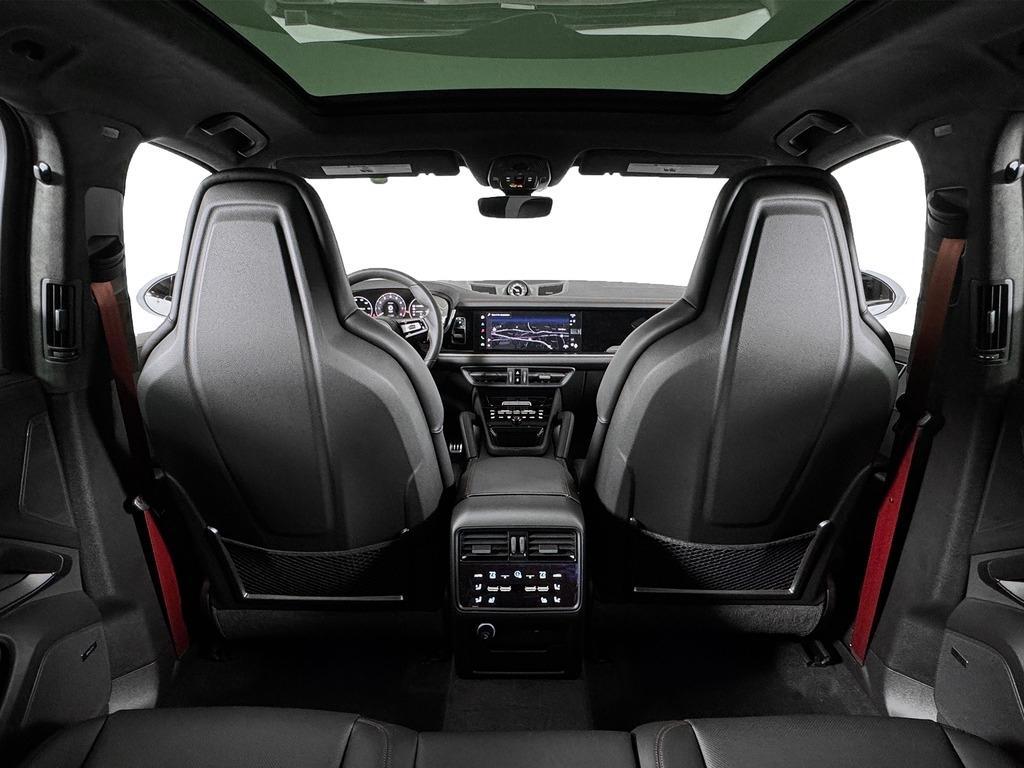 new 2025 Porsche Cayenne car, priced at $171,695