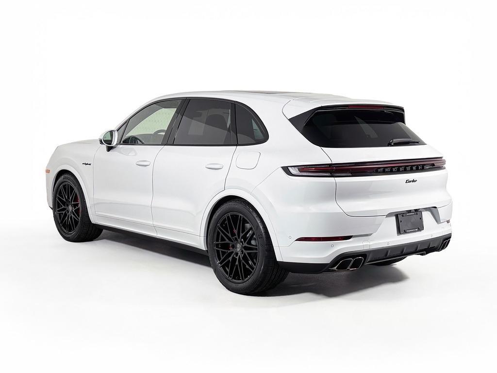 new 2025 Porsche Cayenne car, priced at $171,695
